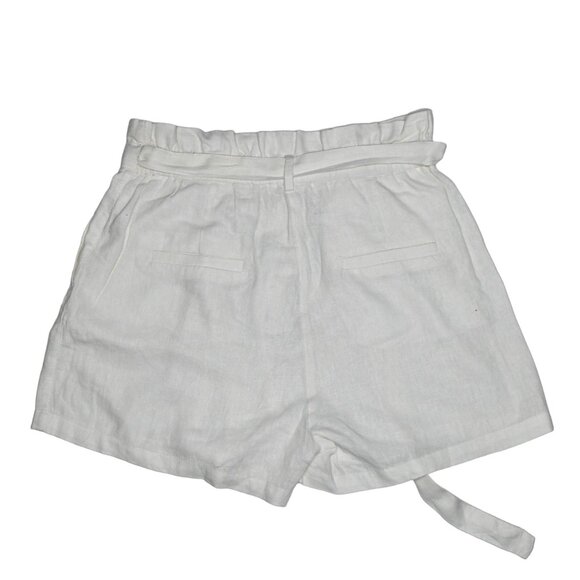 Dynamite Women's White Button Shorts with Belt and Pockets, size Extra Small - Picture 2 of 9